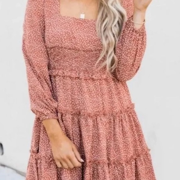 Dress - Picture 3 of 10